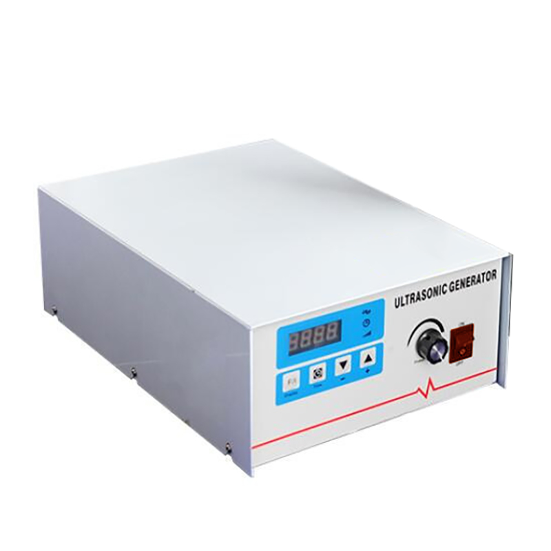 Ultrasonic generator